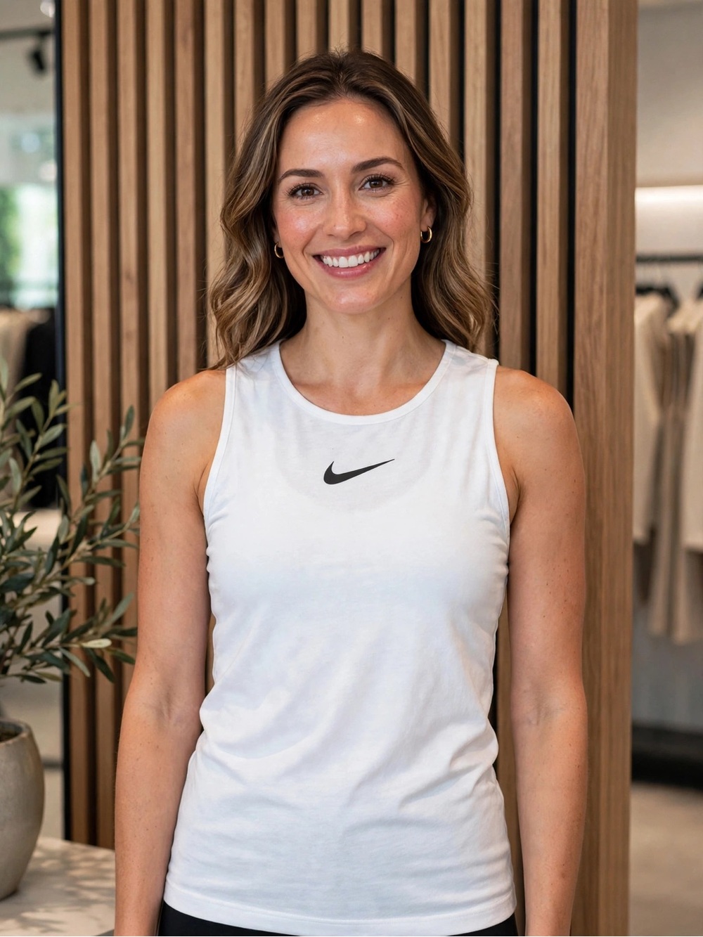 Nike Women's Tank Top Black Center Swoosh Big Logo Back Athletic Sporty Comfy